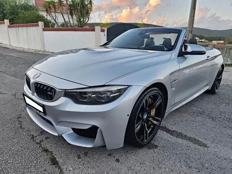 Cinzento Usado 2017 BMW M4 Cabriolet Cabrios | € 49.999 - Imagem 1/4