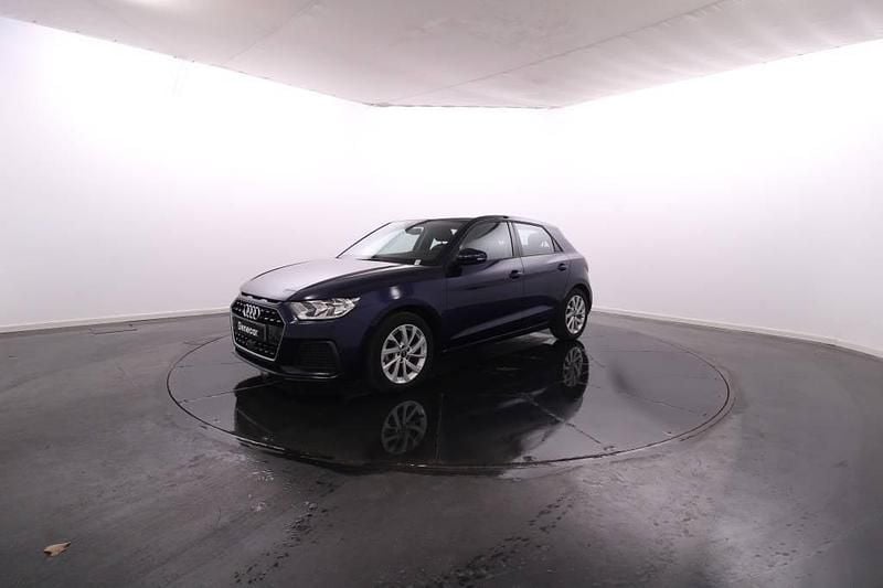 Azul Usado 2024 Audi A1 Sportback Advanced Citadino | € 24.950 (Preço justo) - Imagem 1/4