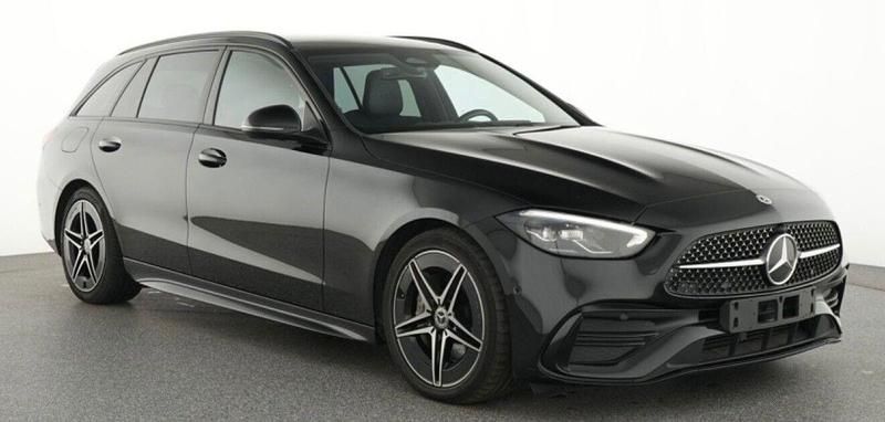 Usado Mercedes C200 AMG line 150 HP (110 kW) 2022 Preto Carrinha