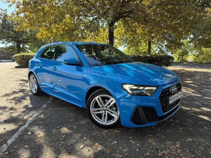 Azul Usado 2019 Audi A1 Sportback Citadino | € 24.990 - Imagem 1/4