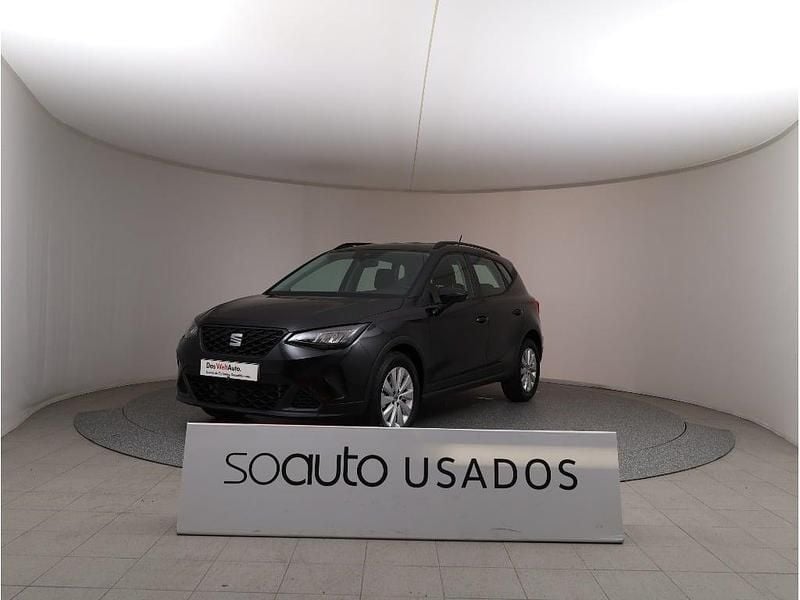 Usado Seat Arona Style 115 HP (84 kW) 2024 Preto metalizado SUV