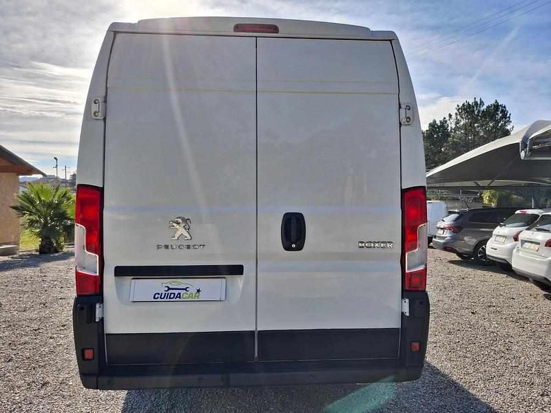 Usado Peugeot Boxer 150 HP (110 kW) 2015 Branco Van