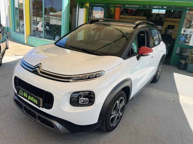 Branco Usado 2019 Citroën C3 Feel Citadino | € 16.990 - Imagem 1/4