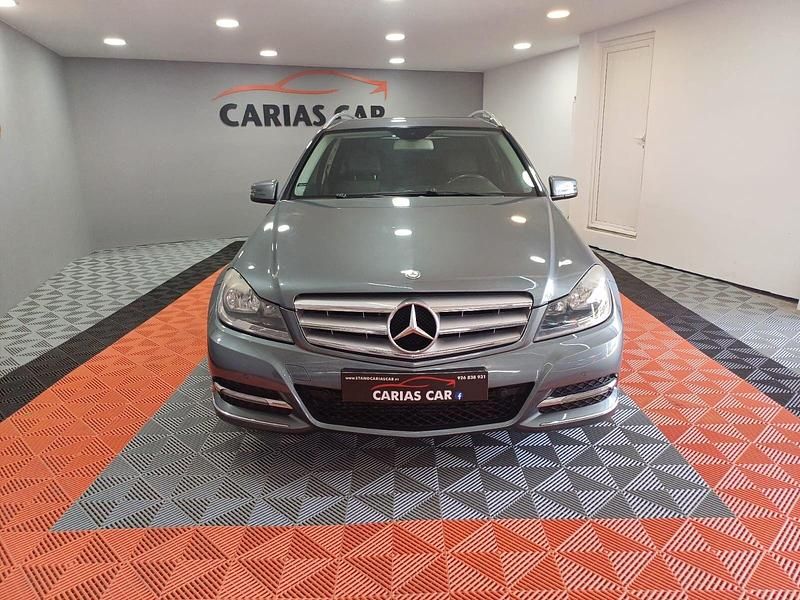 Usado Mercedes C200 Avantgarde 136 HP (100 kW) 2012 Cinza Carrinha
