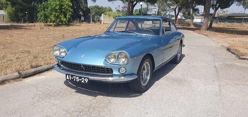 Azul Usado 1964 Ferrari 330 | € 240.000 - Imagem 1/4
