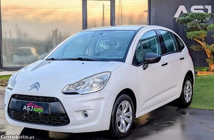 Usado Citroën C3 68 HP (50 kW) 2011 Branco