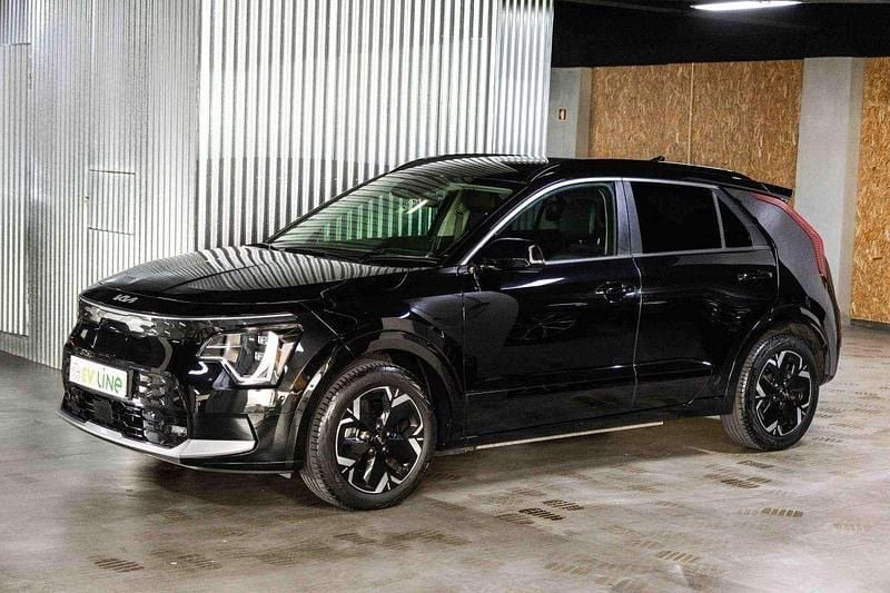 Preto Usado 2023 Kia e-Niro SUV | € 32.000 (Caro) - Imagem 1/2