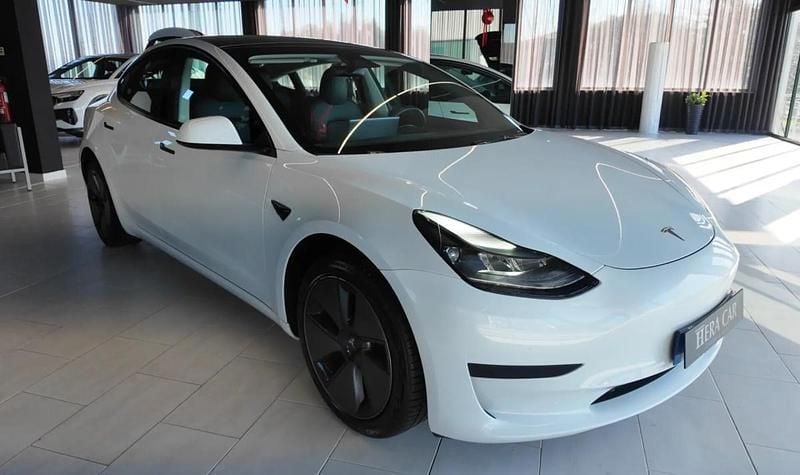 Usado Tesla Model 3 225 kW (306 HP) 2022 Branco Sedan
