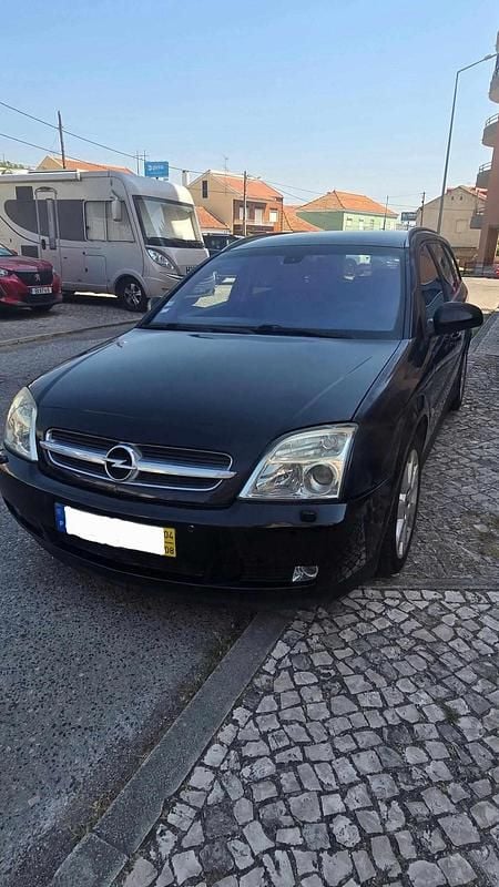 Preto Usado 2004 Opel Vectra | € 3.250 (Bom preço) - Imagem 1/4