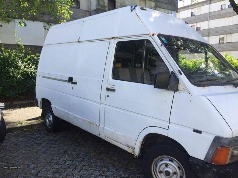 Renault trafic 4