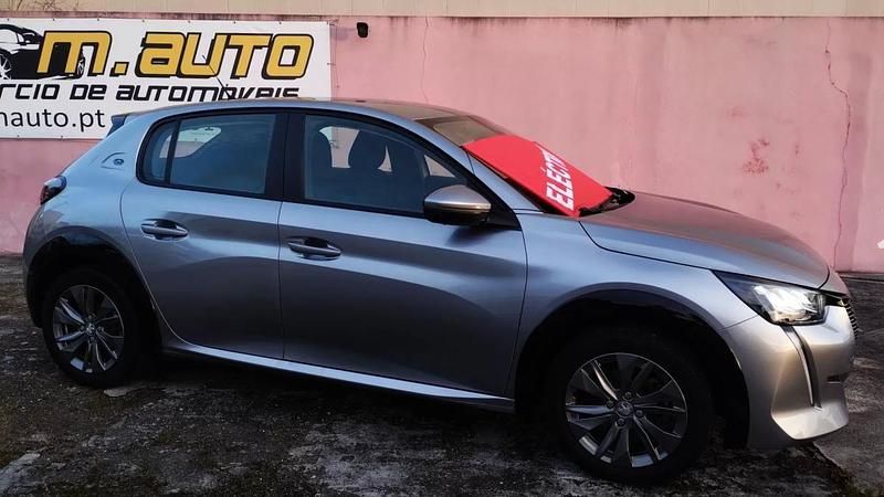 Usado Peugeot e-208 Active 100 kW (136 HP) 2021 Cinzento Citadino