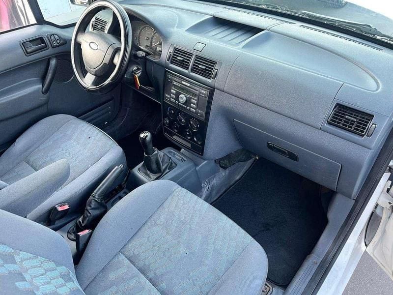 Usado Ford Transit Connect 90 HP (66 kW) 2007 Branco Monovolume