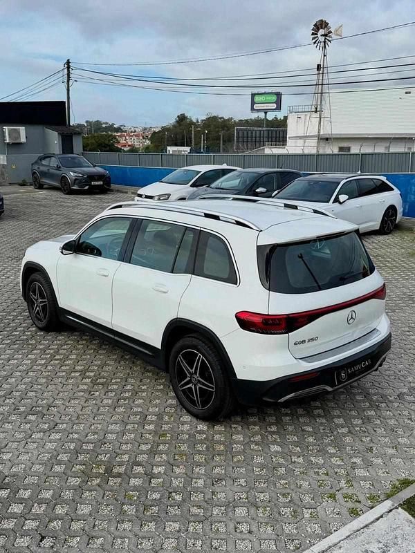 Usado Mercedes EQB250 AMG line 139 kW (190 HP) 2023 Branco SUV