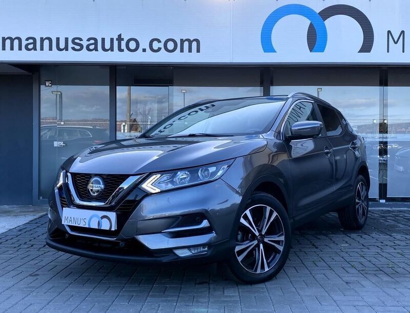 Cinzento Usado 2021 Nissan Qashqai N-Connecta SUV | € 22.490 (Preço justo) - Imagem 1/4