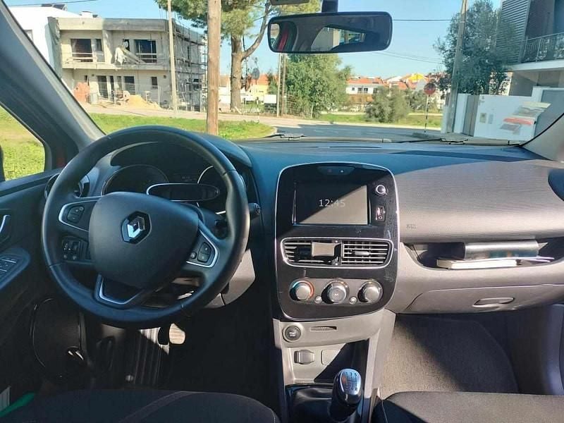 Usado Renault Clio GrandTour 90 HP (66 kW) 2020 Vermelho Carrinha