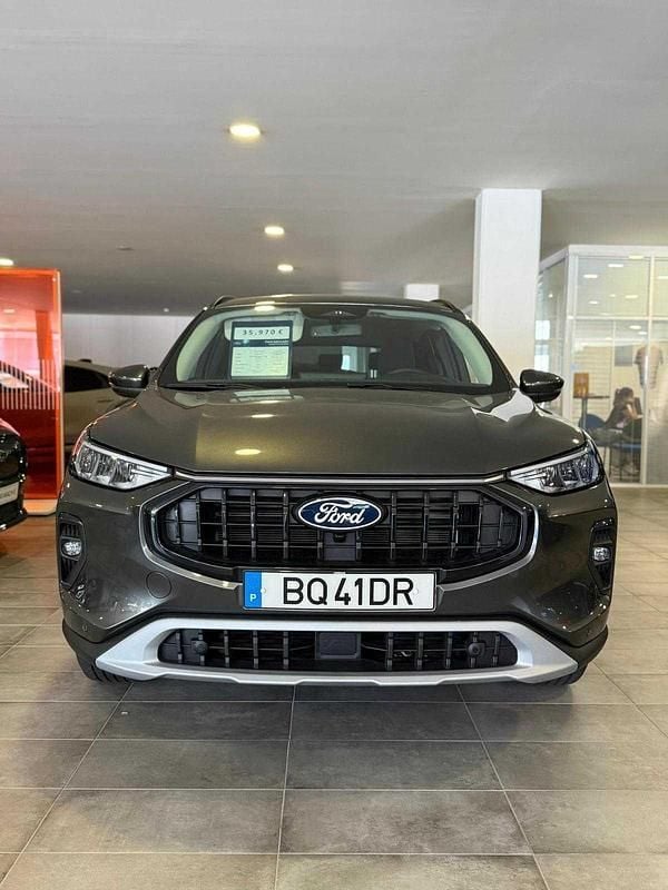 Antracite Usado 2025 Ford Kuga SUV | € 35.970 (Bom preço) - Imagem 1/4