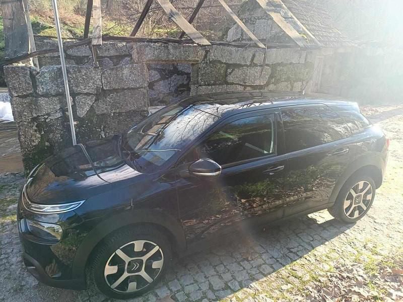 Usado Citroën C4 Cactus Start 102 HP (75 kW) 2018 Preto (metalizado) Citadino