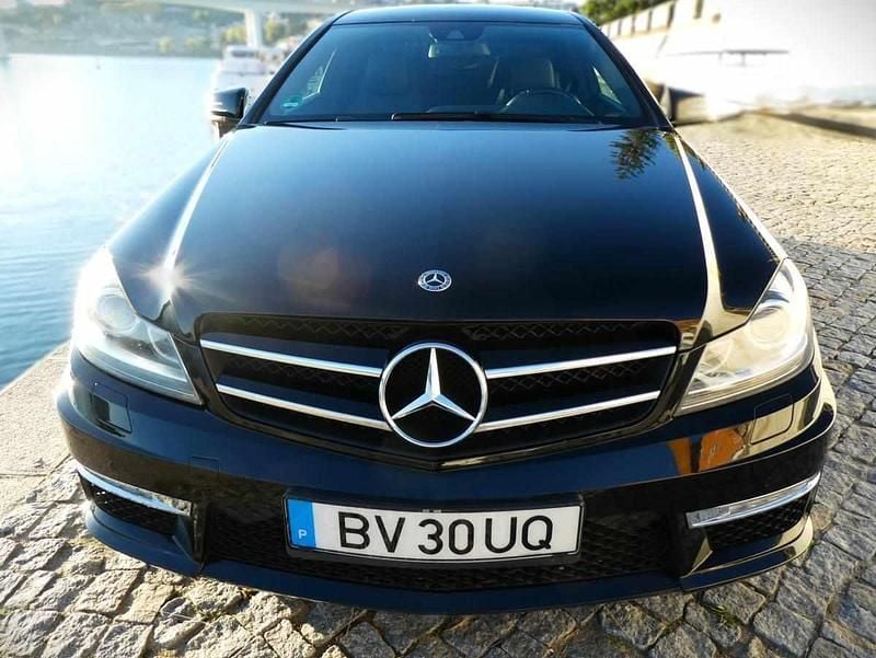 Usado Mercedes C180 156 HP (114 kW) 2014 Preto