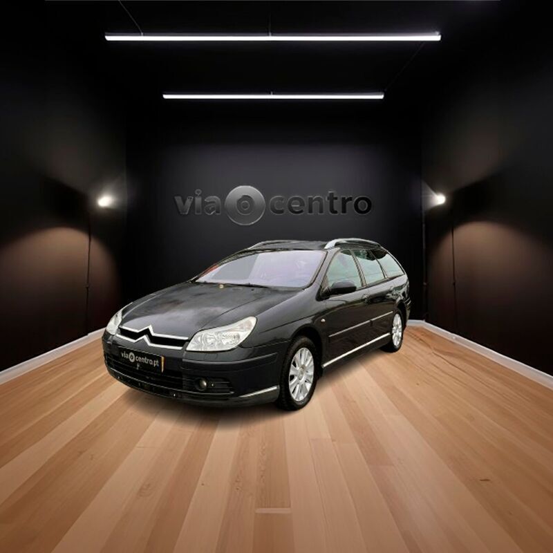 Cinza Usado 2005 Citroën C5 Exclusive Carrinha | € 2.250 (Bom preço) - Imagem 1/4