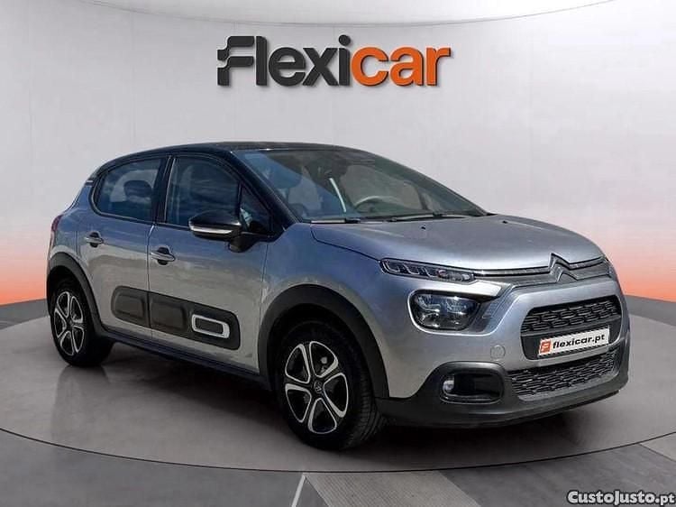 Cinza Usado 2024 Citroën C3 PureTech Citadino | € 14.490 (Bom preço) - Imagem 1/1