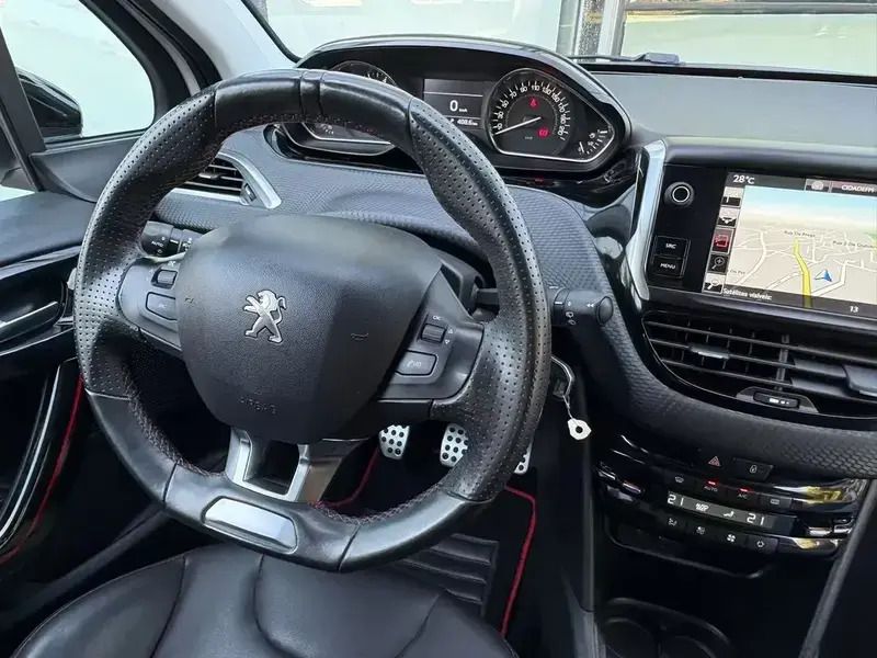 Usado Peugeot 208 GT-line 110 HP (80 kW) 2016 Branco Citadino