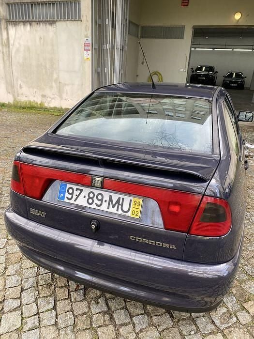 Usado Seat Cordoba 60 HP (44 kW) 1999 Sedan