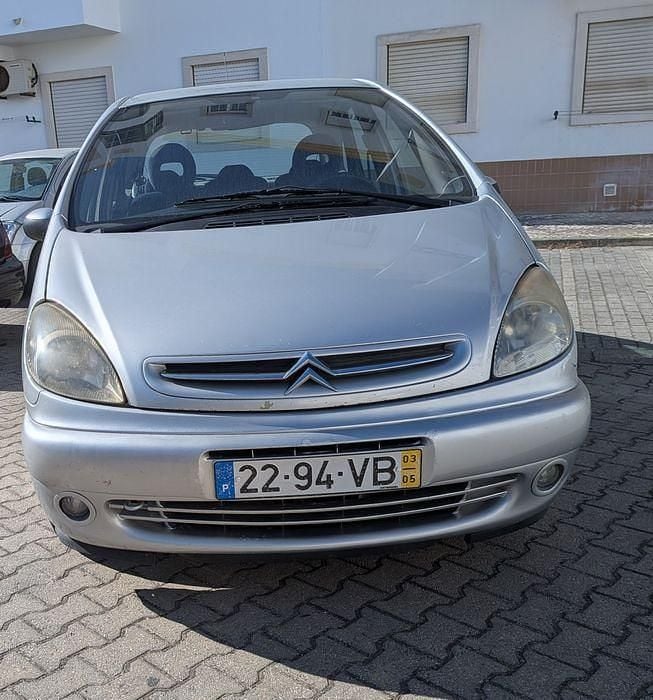 Usado 2003 Citroën Xsara Picasso Monovolume | € 2.200 - Imagem 1/4
