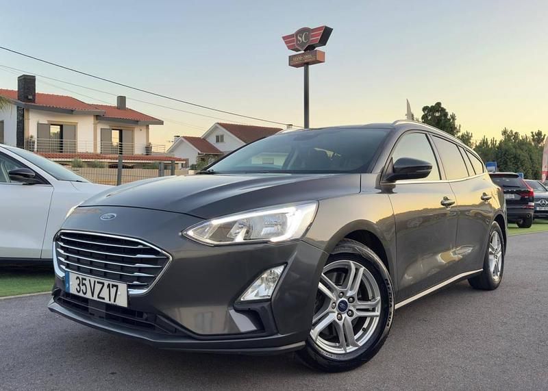 Cinza Usado 2019 Ford Focus Titanium Carrinha | € 12.500 (Preço justo) - Imagem 1/4