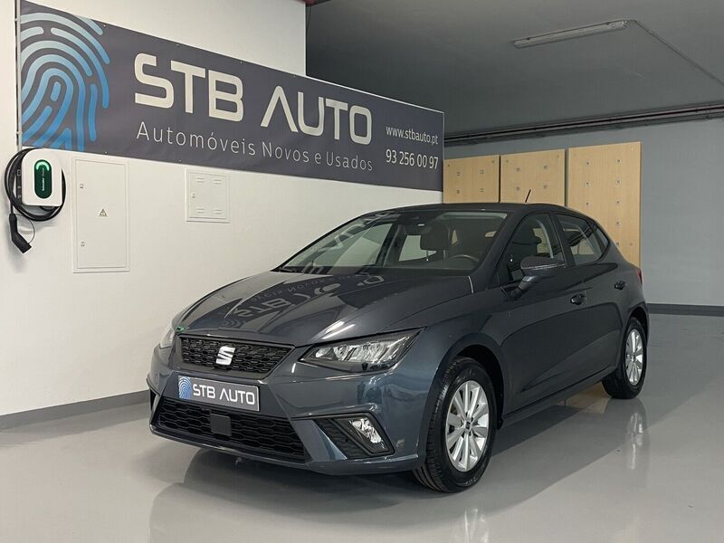 Cinza Usado 2022 Seat Ibiza Style | € 15.850 (Preço justo) - Imagem 1/4
