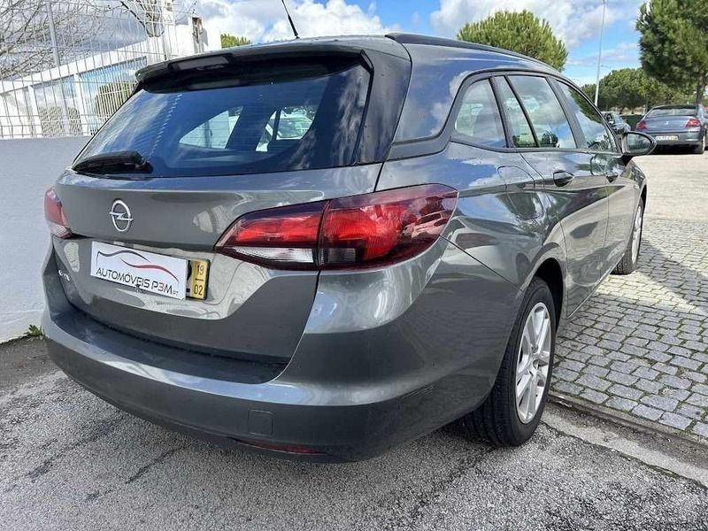 Usado Opel Astra Edition 105 HP (77 kW) 2019 Cinza Carrinha