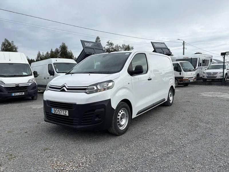 Branco Usado 2020 Citroën Jumpy Monovolume | € 16.500 (Preço justo) - Imagem 1/4