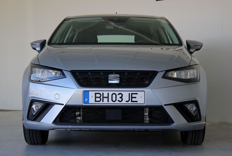 Cinza Usado 2024 Seat Ibiza Style | € 19.400 (Preço justo) - Imagem 1/4