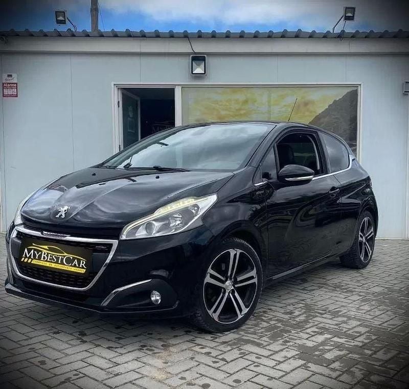 Usado Peugeot 208 GT-line 110 HP (80 kW) 2015 Preto Citadino