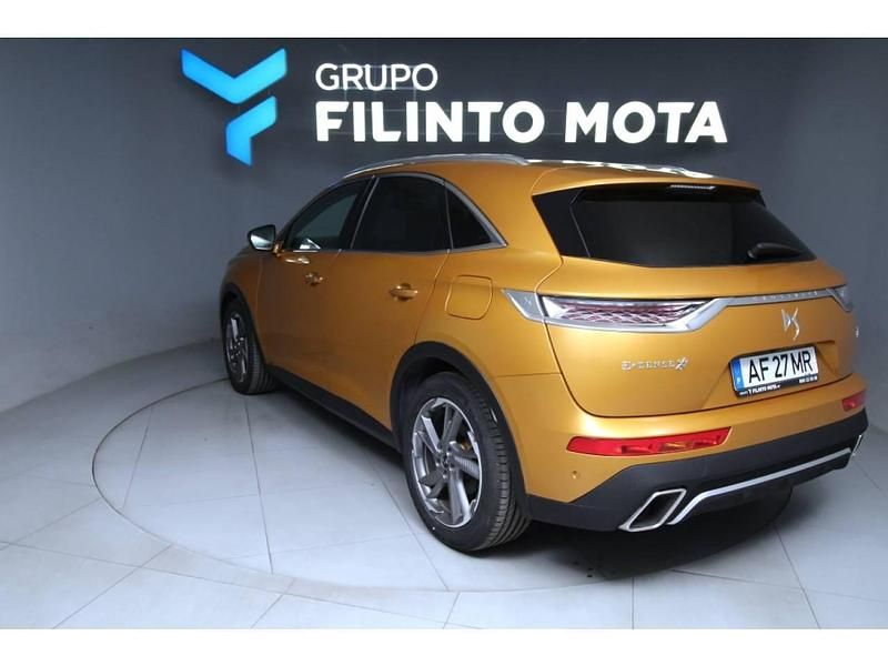 Usado DS Automobiles DS7 Crossback Grand Chic 300 HP (220 kW) 2021 Amarelo SUV