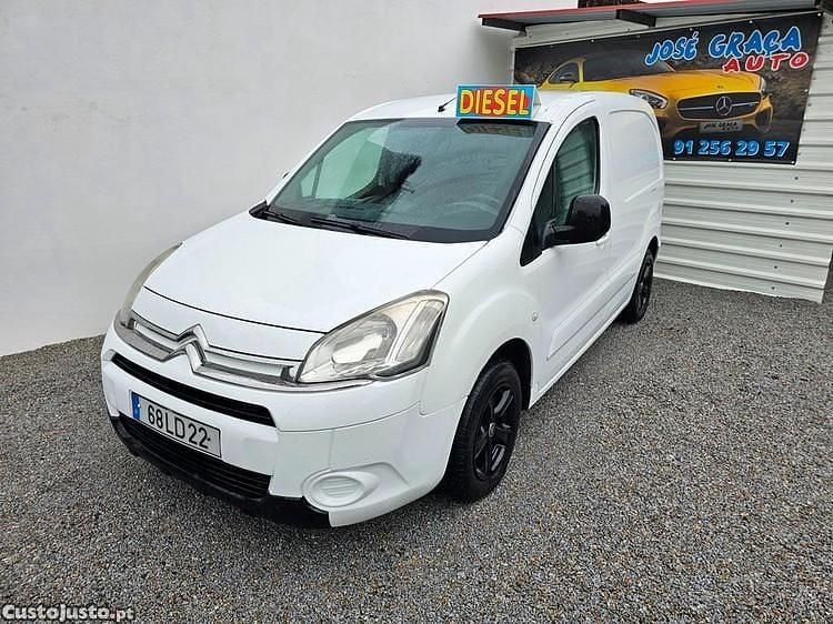 Branco Usado 2010 Citroën Berlingo Monovolume | € 4.950 (Preço justo) - Imagem 1/1