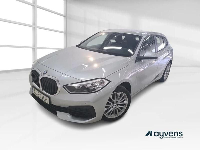 Cinza Usado 2021 BMW 116 Citadino | € 24.900 (Preço justo) - Imagem 1/4