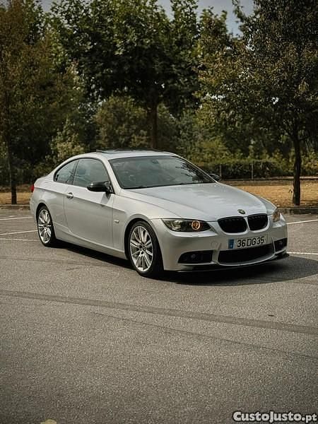Cinza Usado 2007 BMW 320 Coupé | € 12.900 (Preço elevado) - Imagem 1/1
