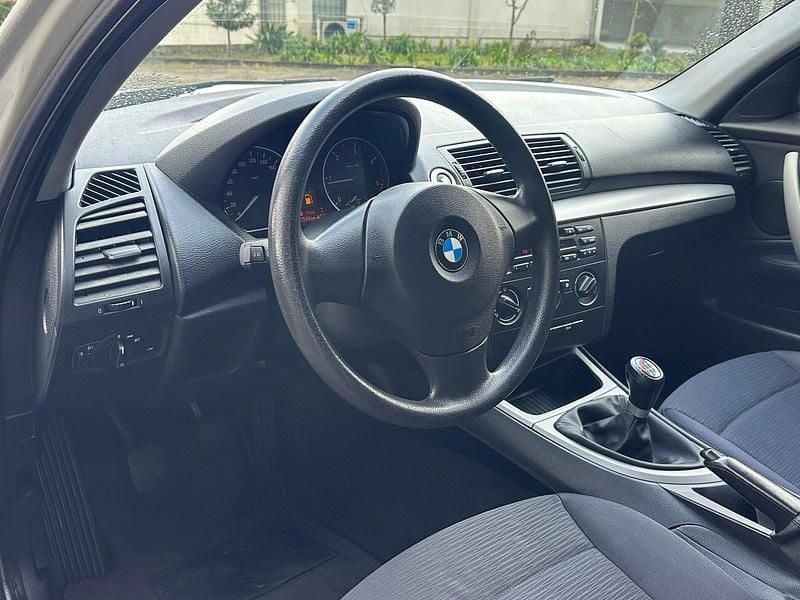 Usado BMW 116 Sport Line 116 HP (85 kW) 2009 Branco Citadino