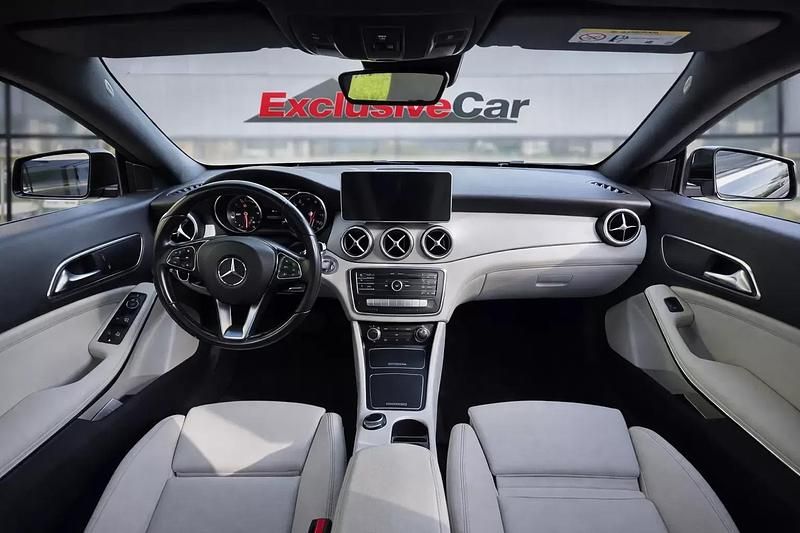 Usado Mercedes CLA200 Shooting Brake 136 HP (100 kW) 2017 Preto Carrinha