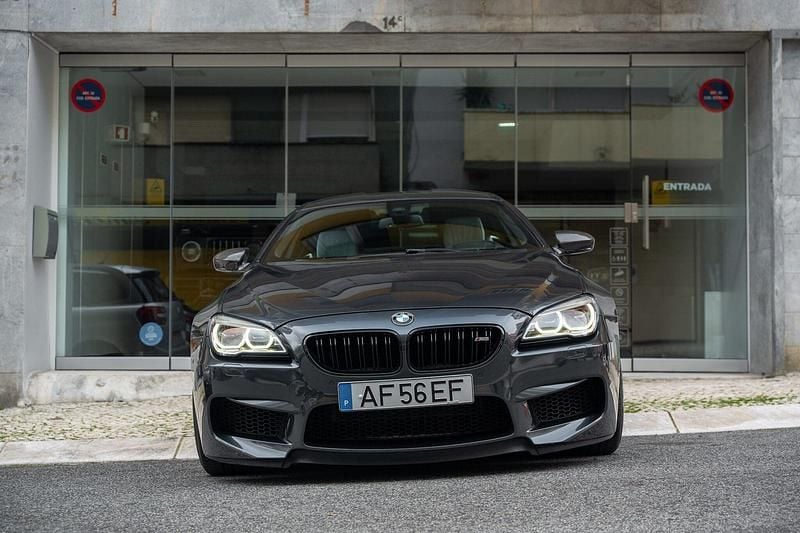 Usado BMW M6 560 HP (411 kW) 2015 Cinza Coupé