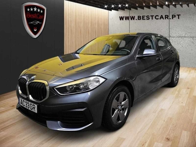 Cinzento Usado 2020 BMW 116 Citadino | € 19.950 (Preço justo) - Imagem 1/4