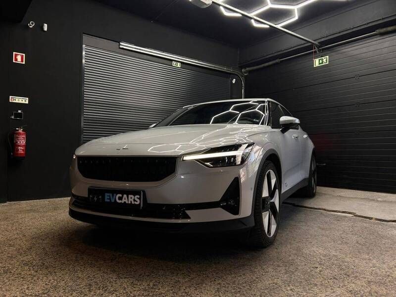 Cinzento Usado 2022 Polestar 2 Sedan | € 31.850 (Preço justo) - Imagem 1/4