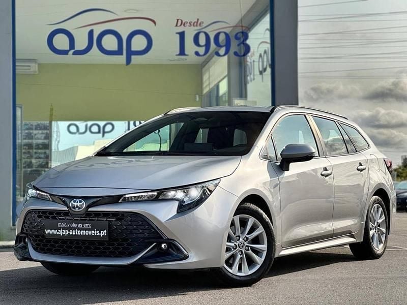 Cinza Usado 2024 Toyota Corolla Comfort Carrinha | € 28.370 (Preço justo) - Imagem 1/4