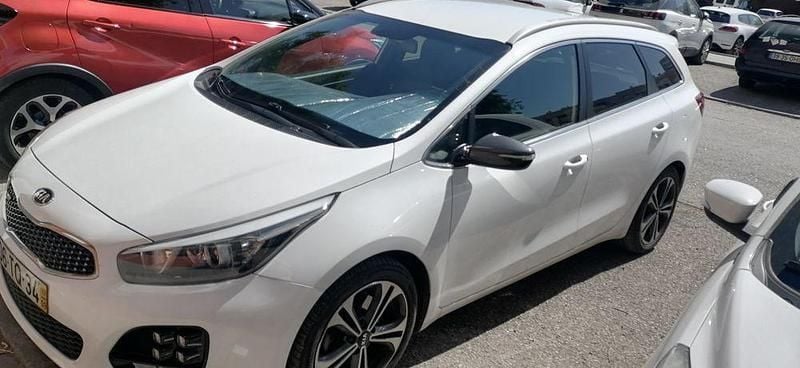 Usado 2017 Kia Ceed GT GT-Line Sedan | € 13.999 (Bom preço) - Imagem 1/4