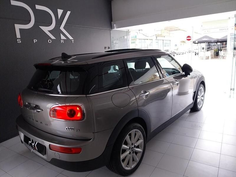 Usado Mini Clubman 116 HP (85 kW) 2016 Cinzento Carrinha