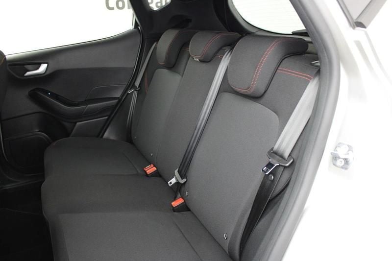 Usado Ford Fiesta ST-Line 100 HP (73 kW) 2022 Cinza Citadino