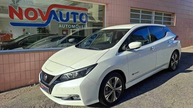 Branco Usado 2018 Nissan Leaf N-Connecta Citadino | € 14.980 (Preço elevado) - Imagem 1/4