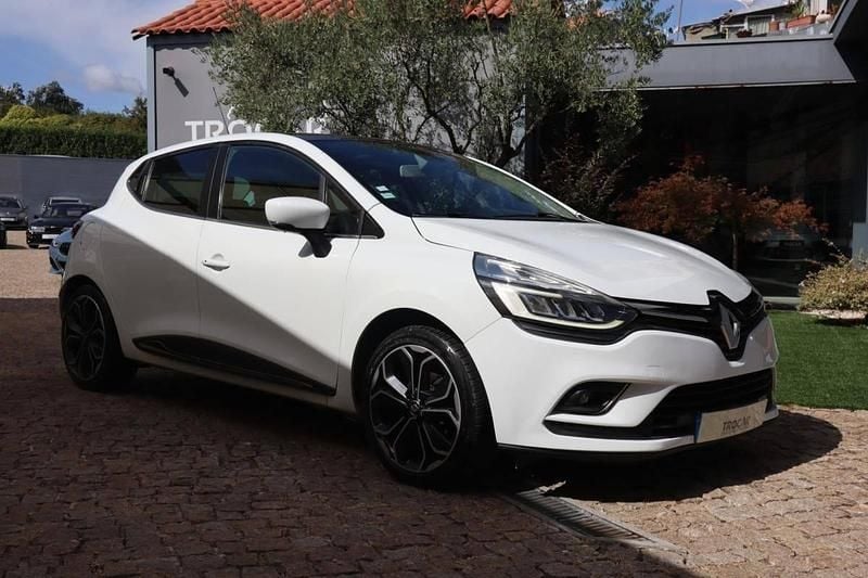 Branco Usado 2017 Renault Clio IV Luxe | € 13.850 (Preço justo) - Imagem 1/4