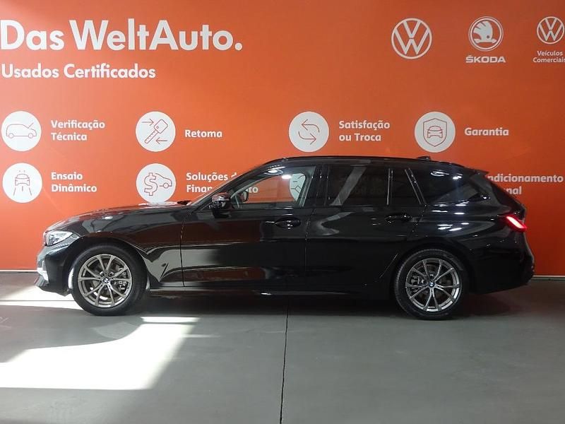 Usado BMW 318 Sport Line 150 HP (110 kW) 2022 Preto metalizado Carrinha