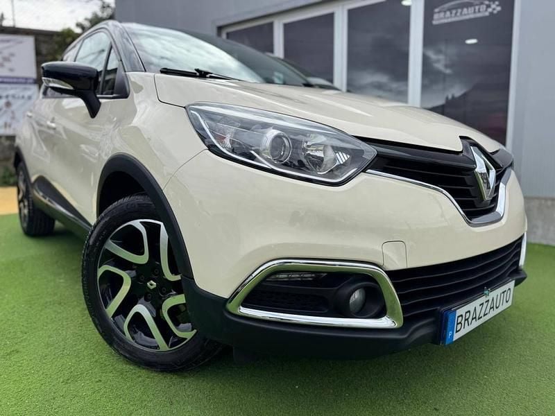 Usado Renault Captur 110 HP (80 kW) 2016 Branco SUV